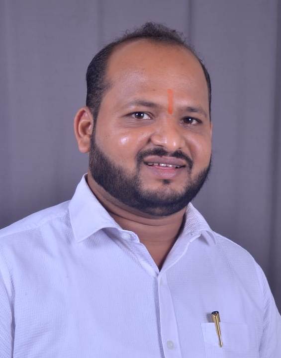 Adv Mandar Mahadev Sapre